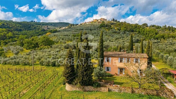 casa indipendente in vendita a Bucine
