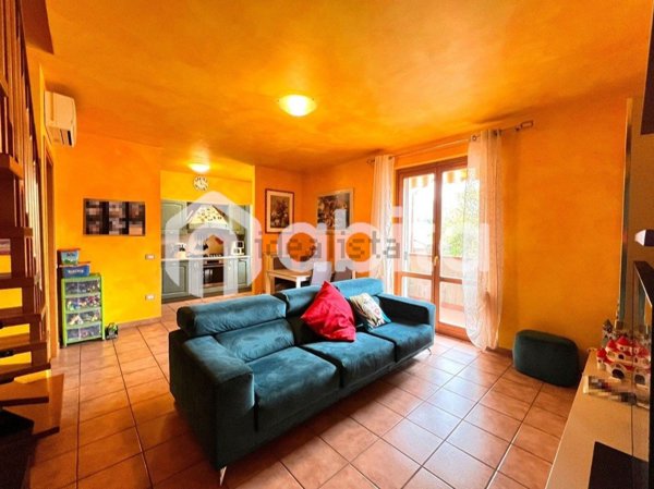 appartamento in vendita a Bucine