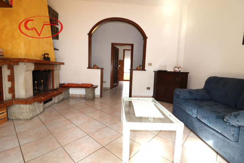 appartamento in vendita a Bucine in zona Badia Agnano