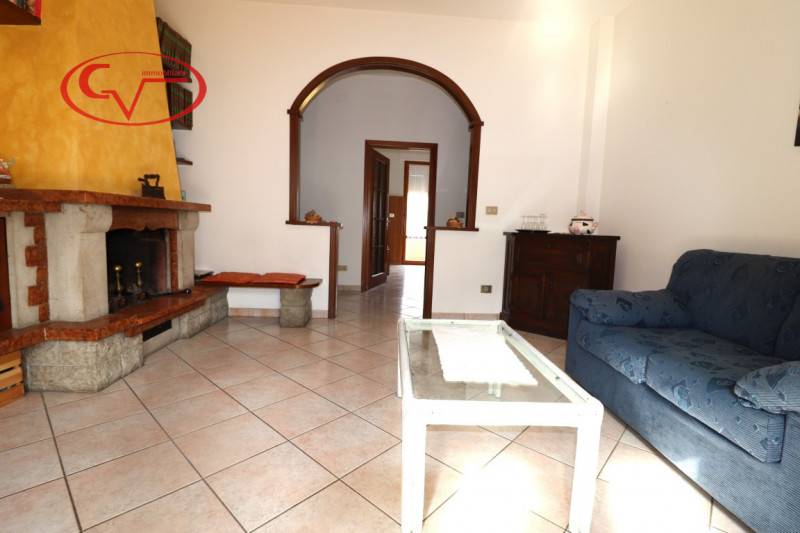 appartamento in vendita a Bucine in zona Badia Agnano