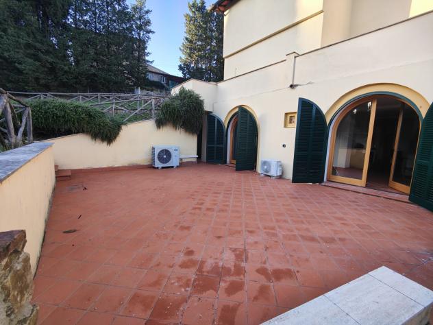 appartamento in vendita a Bucine in zona Ambra