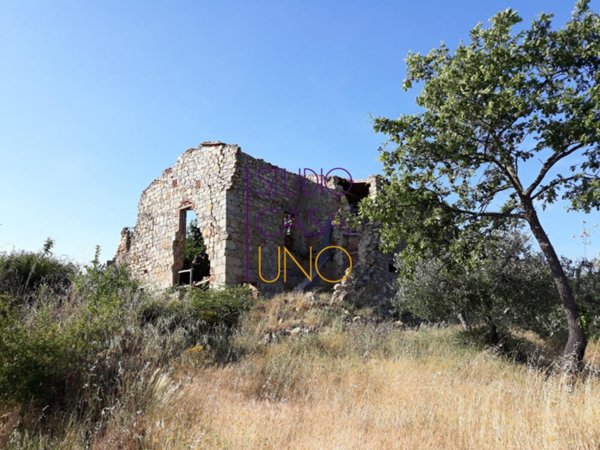 casa indipendente in vendita a Bucine in zona Ambra