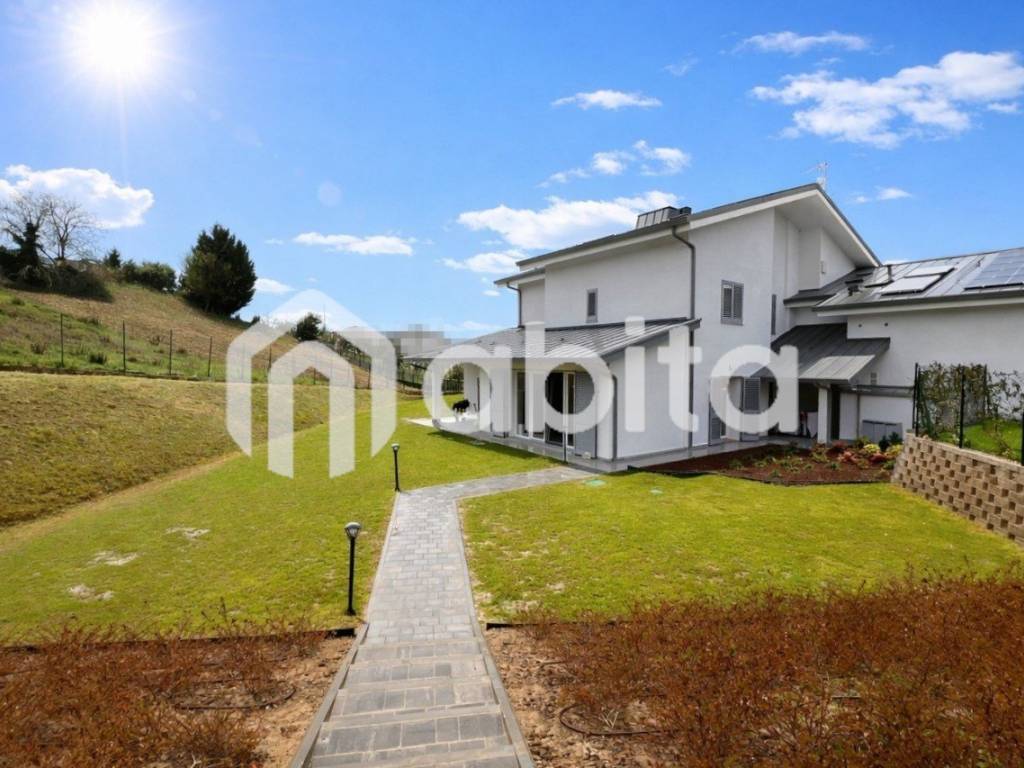 appartamento in vendita a Bucine