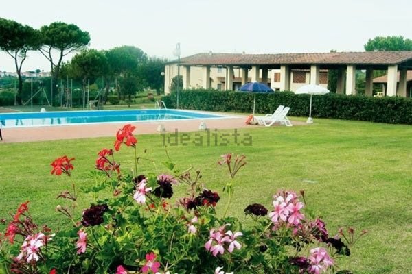 casa indipendente in vendita a Bucine in zona Pogi