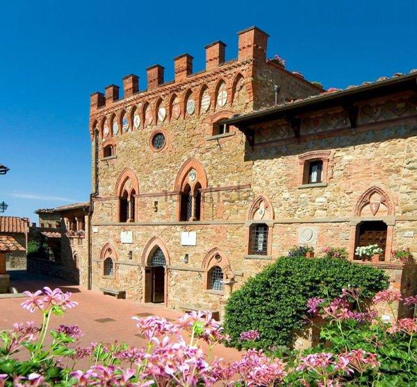 casa indipendente in vendita a Bucine