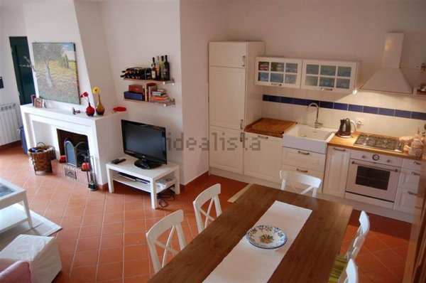 appartamento in vendita a Bucine