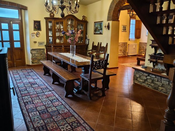 casa indipendente in vendita a Bucine