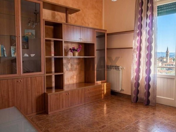 appartamento in vendita a Bucine