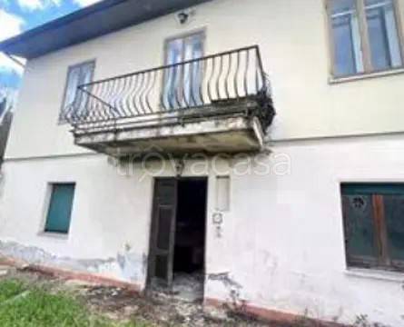 appartamento in vendita a Bucine