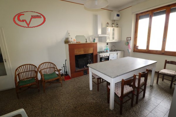 appartamento in vendita a Bucine in zona Ambra