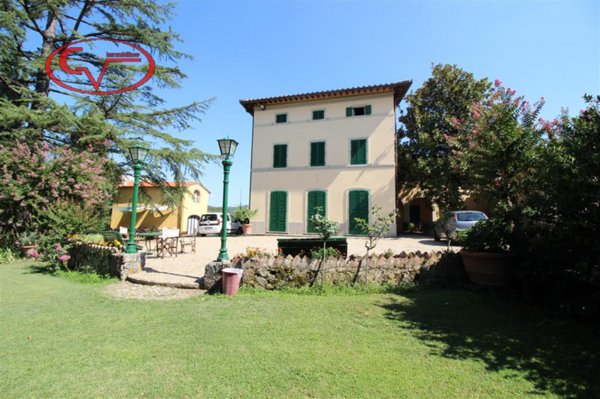 casa indipendente in vendita a Bucine