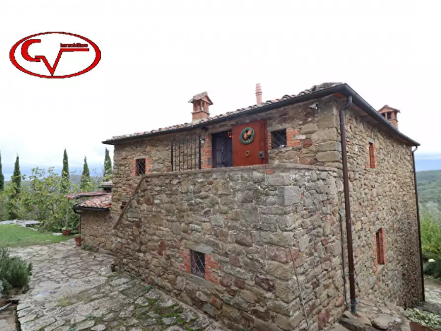 casa indipendente in vendita a Bucine in zona Sogna
