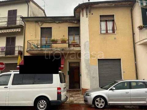 casa indipendente in vendita a Bucine in zona Ambra