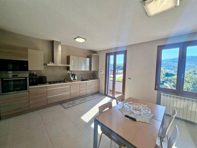 casa indipendente in vendita a Bucine in zona Ambra