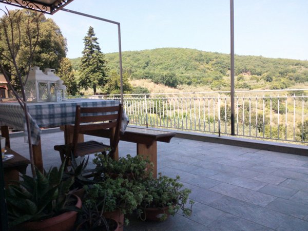 appartamento in vendita a Bucine in zona San Leolino