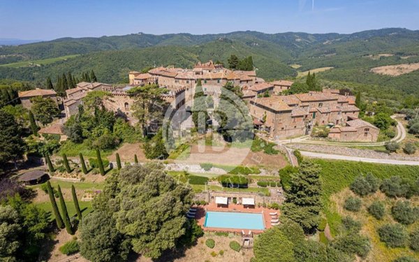 casa indipendente in vendita a Bucine