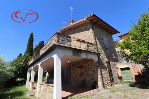 casa indipendente in vendita a Bucine in zona San Pancrazio