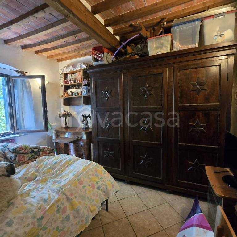 appartamento in vendita a Bucine in zona Perelli