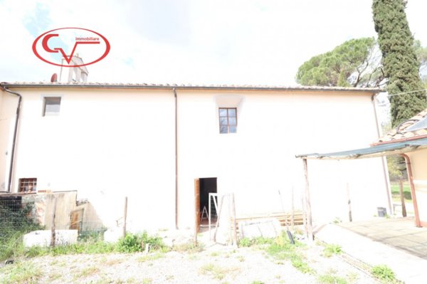 casa indipendente in vendita a Bucine in zona Pogi