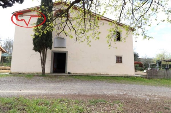 casa indipendente in vendita a Bucine in zona Pogi