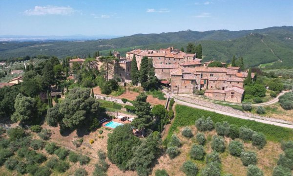 villa in vendita a Bucine