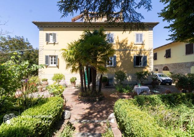 casa indipendente in vendita a Bucine
