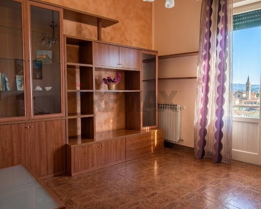 appartamento in vendita a Bucine