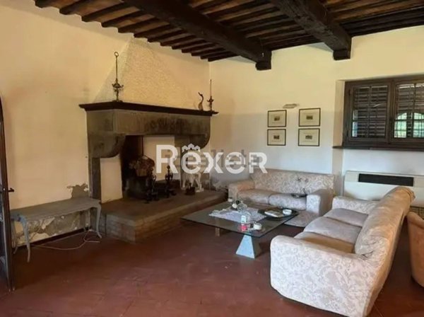 casa indipendente in vendita a Bucine