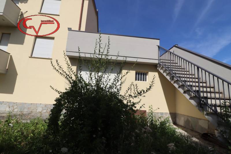 casa indipendente in vendita a Bucine in zona Ambra