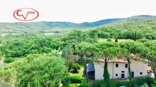 casa indipendente in vendita a Bucine in zona Ambra