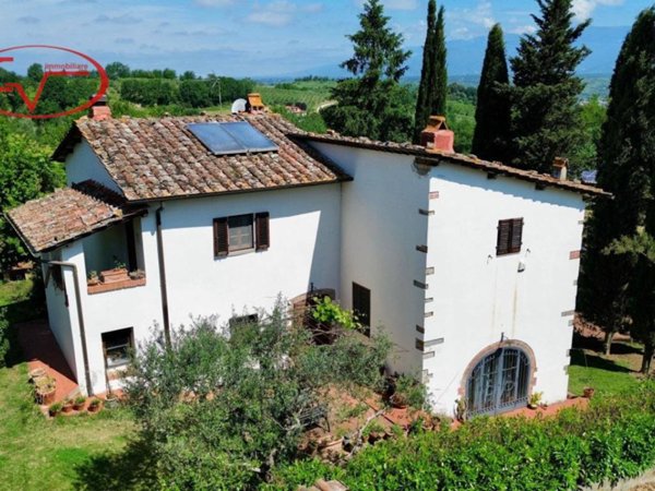 casa indipendente in vendita a Bucine