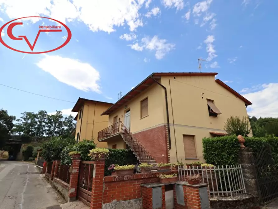 casa indipendente in vendita a Bucine
