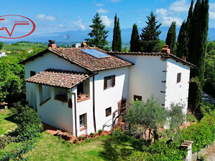 casa indipendente in vendita a Bucine in zona Perelli