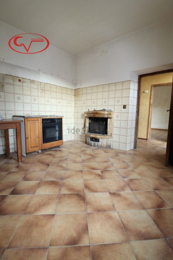 appartamento in vendita a Bucine in zona Perelli