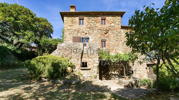 casale in vendita a Bucine in zona Perelli