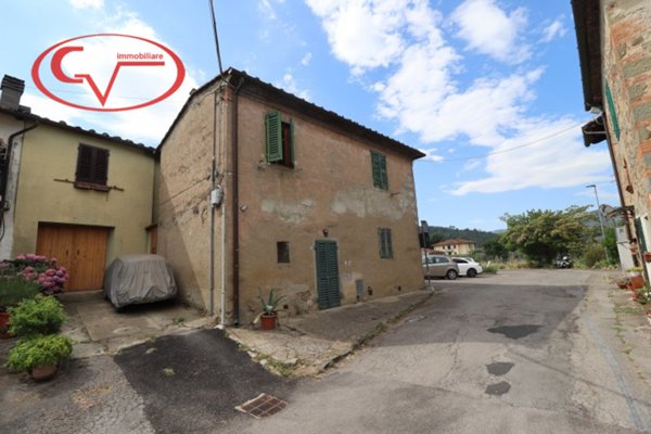 casa indipendente in vendita a Bucine in zona Torre