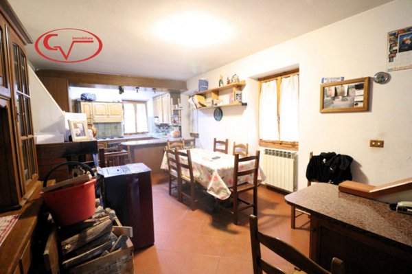 casa indipendente in vendita a Bucine in zona Torre