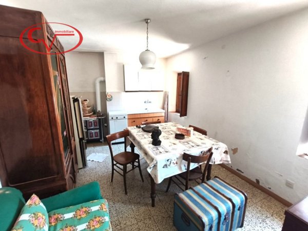 appartamento in vendita a Bucine in zona Badia Agnano