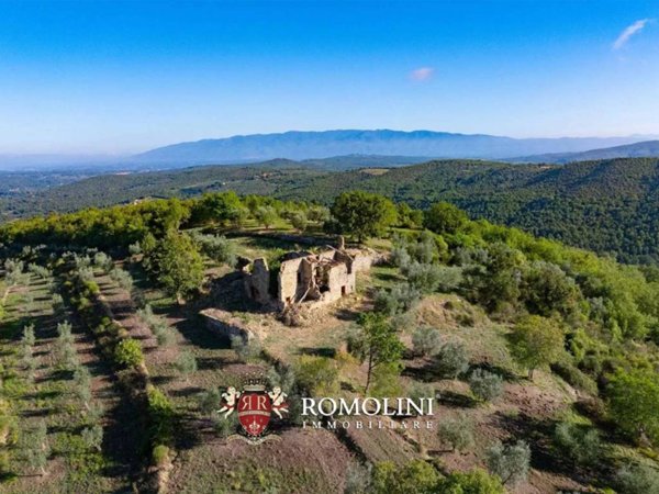 casa indipendente in vendita a Bucine in zona Ambra