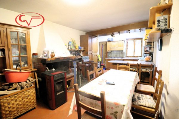 casa indipendente in vendita a Bucine in zona Torre