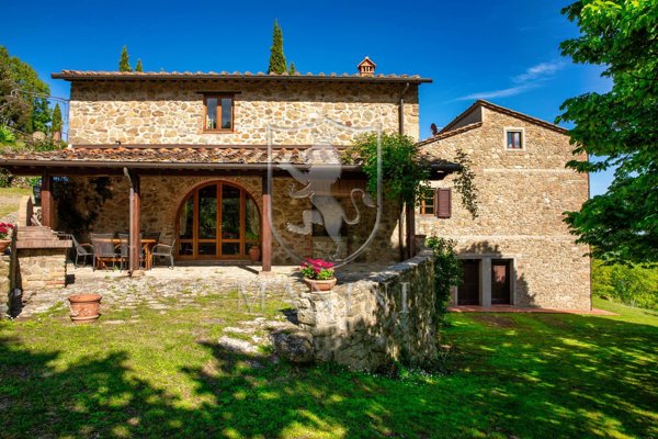 casa indipendente in vendita a Bucine