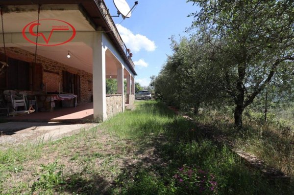 casa indipendente in vendita a Bucine in zona San Pancrazio