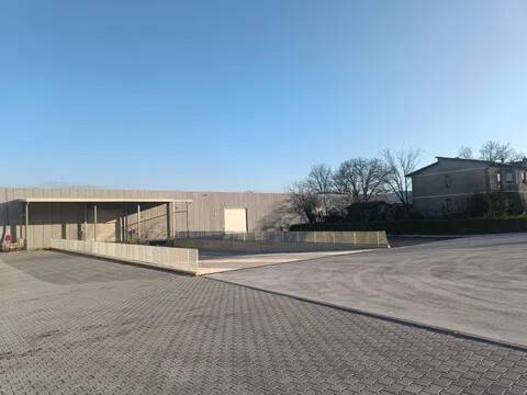 locale commerciale in vendita a Bucine in zona Ambra