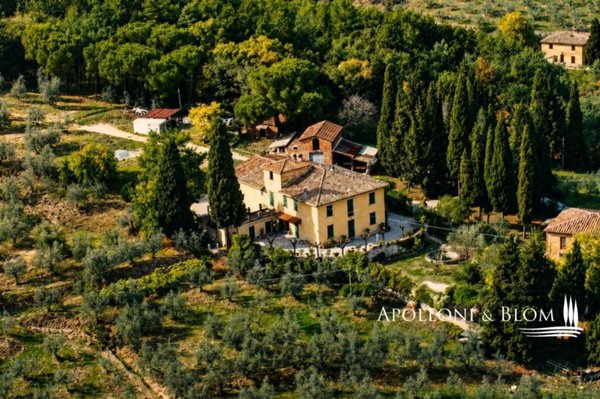casa indipendente in vendita a Bucine in zona Galatrona