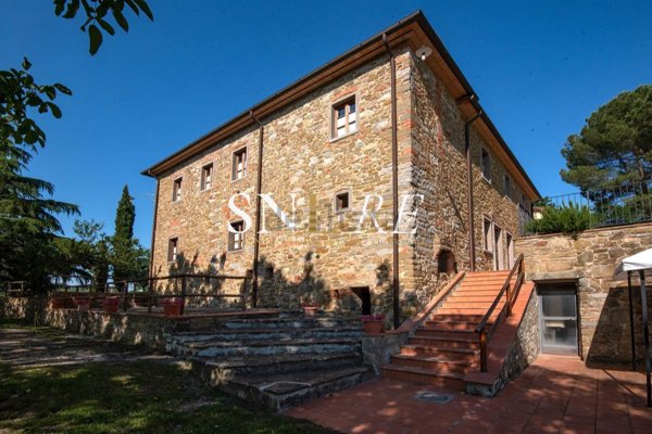 casa indipendente in vendita a Bucine