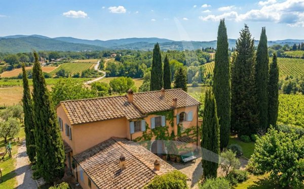 casa indipendente in vendita a Bucine