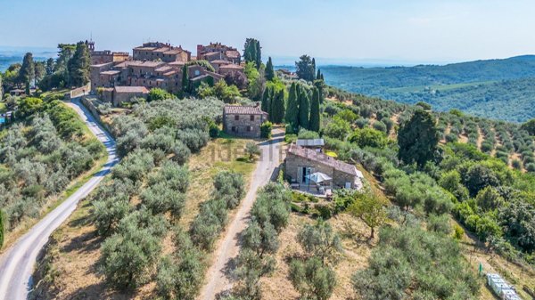 casale in vendita a Bucine in zona Montebenichi