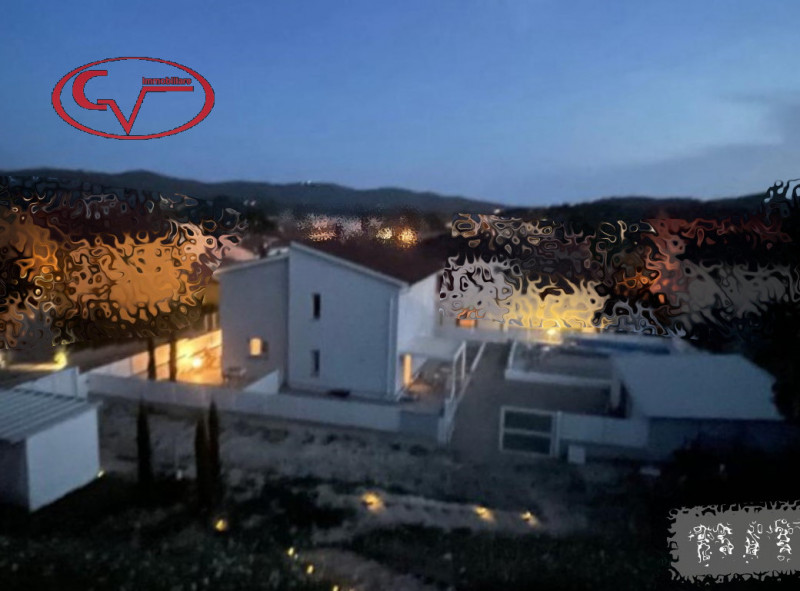 casa indipendente in vendita a Bucine in zona Ambra