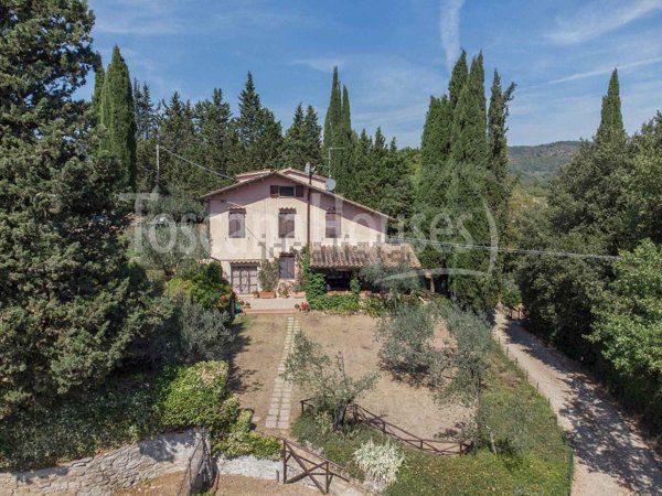 casa indipendente in vendita a Capolona in zona Lorenzano
