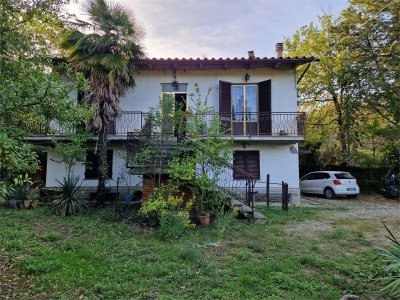 casa indipendente in vendita a Capolona